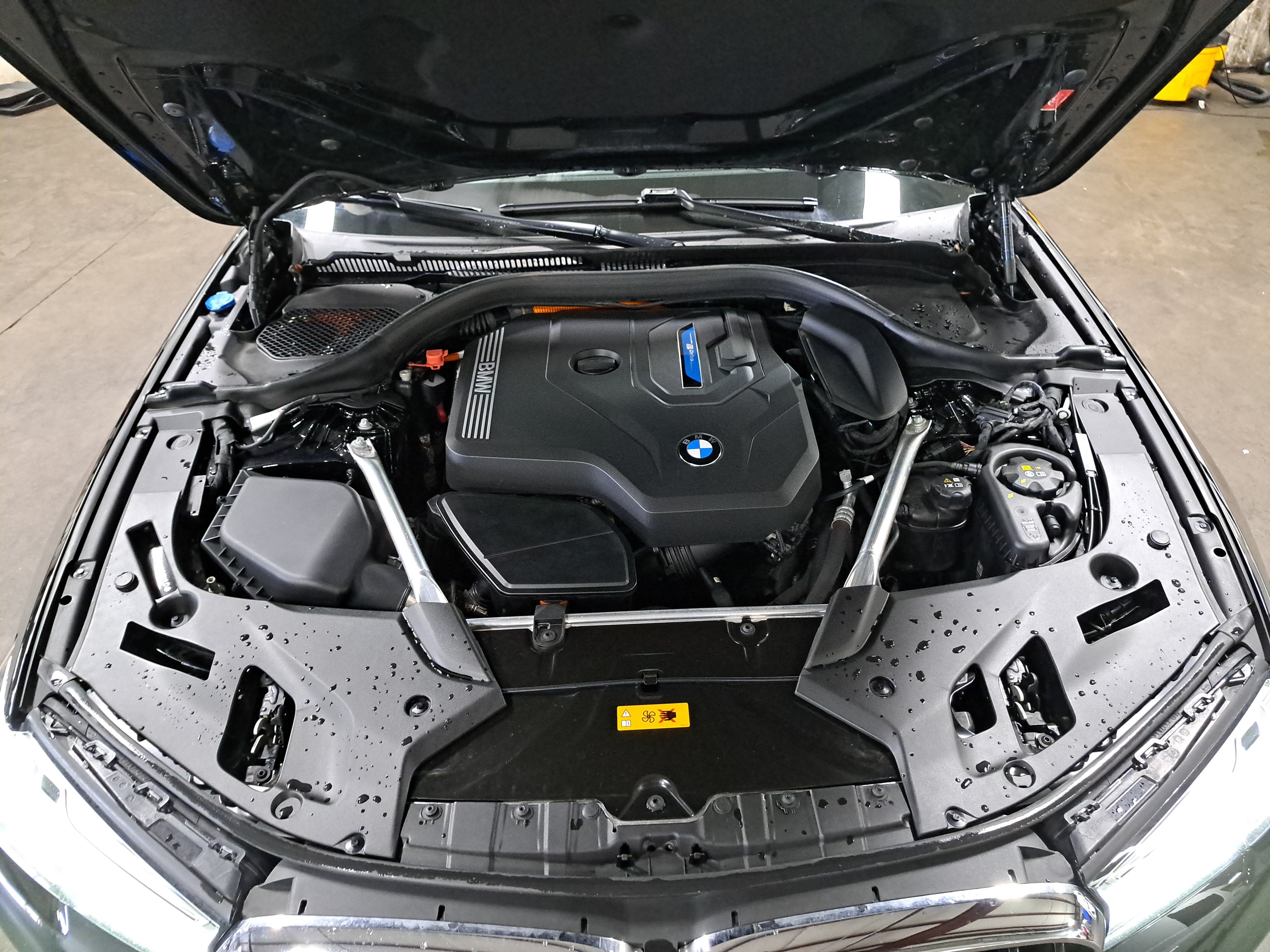 Used 2023 BMW 530e xDrive w/ Premium Package AWD/4WD image 31