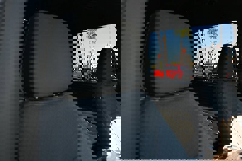 Used 2022 GMC Yukon SLE image 51