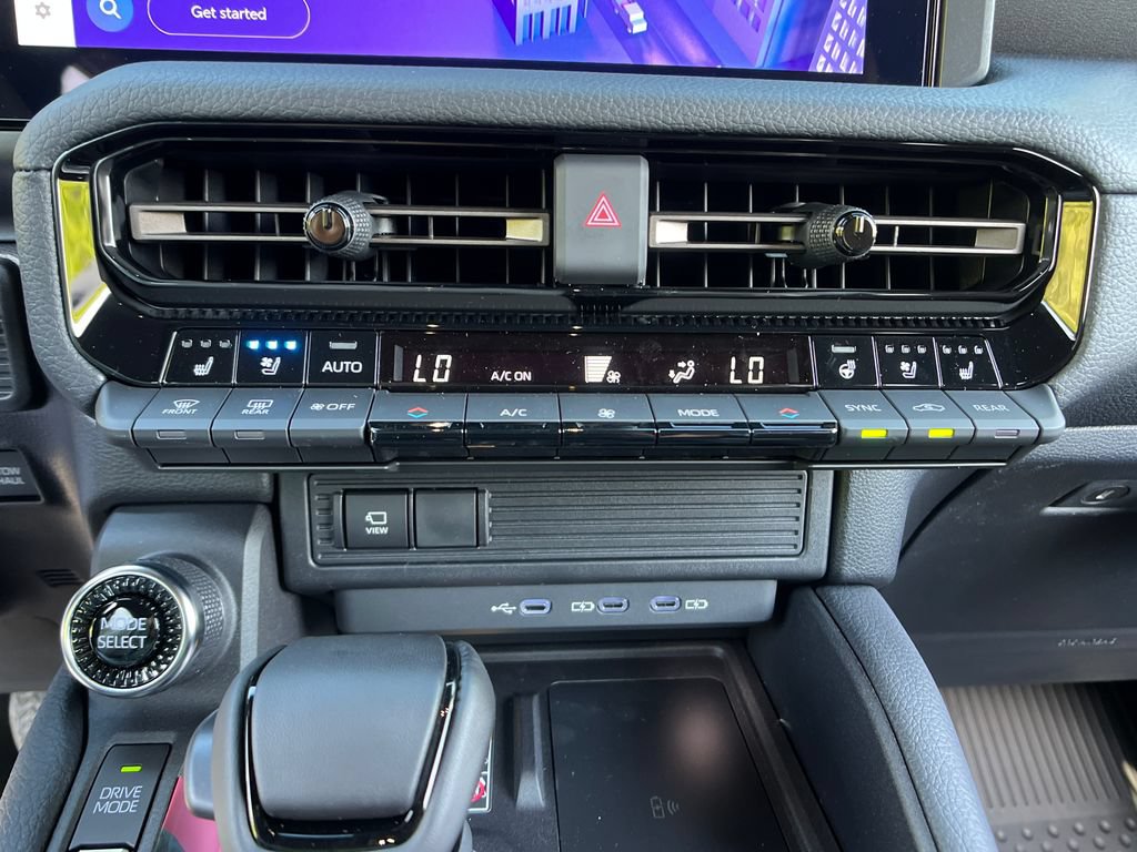 New 2027 Toyota Land Cruiser w/ Premium Package AWD/4WD image 17