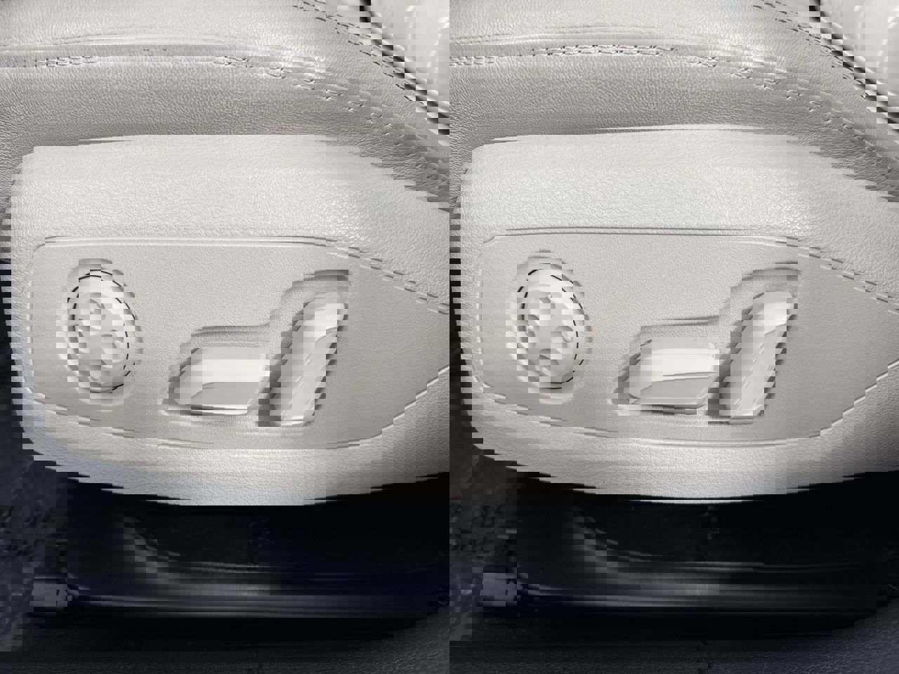 Used 2023 Audi A5 2.0T Premium Plus w/ Premium Plus image 27