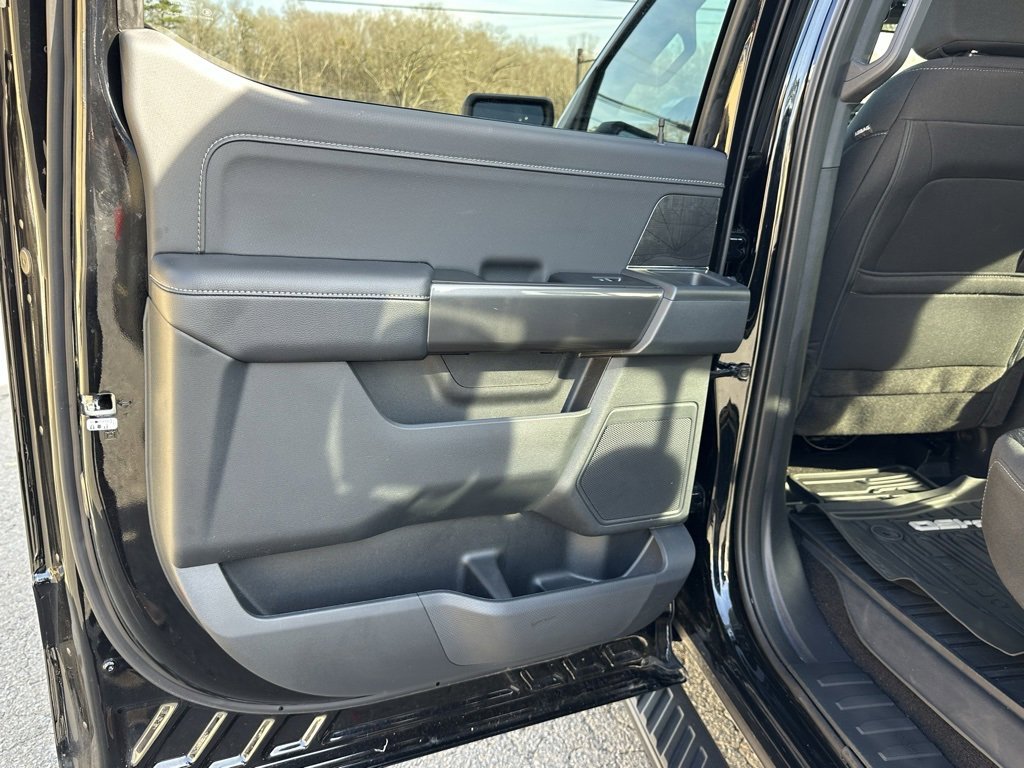 Used 2022 Ford F150 XLT w/ Equipment Group 302A High image 23