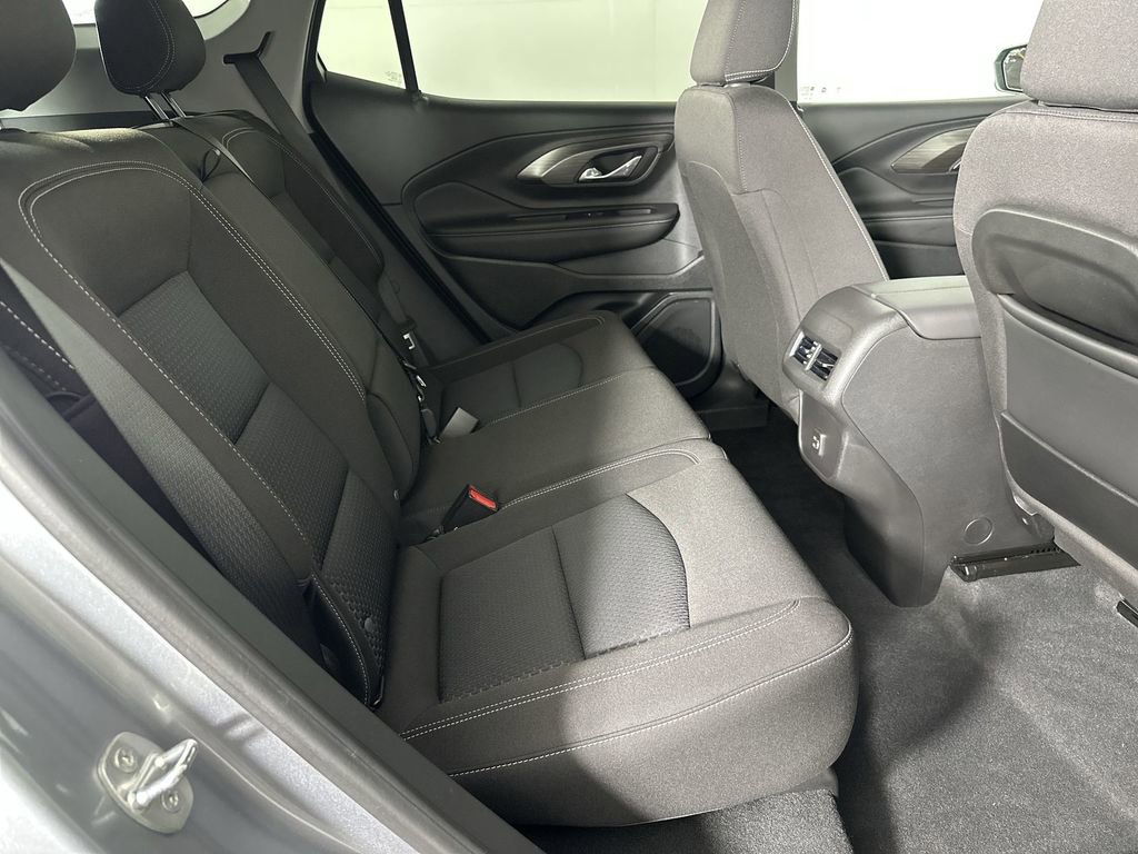 Used 2023 GMC Terrain SLE w/ Driver Convenience Package image 28