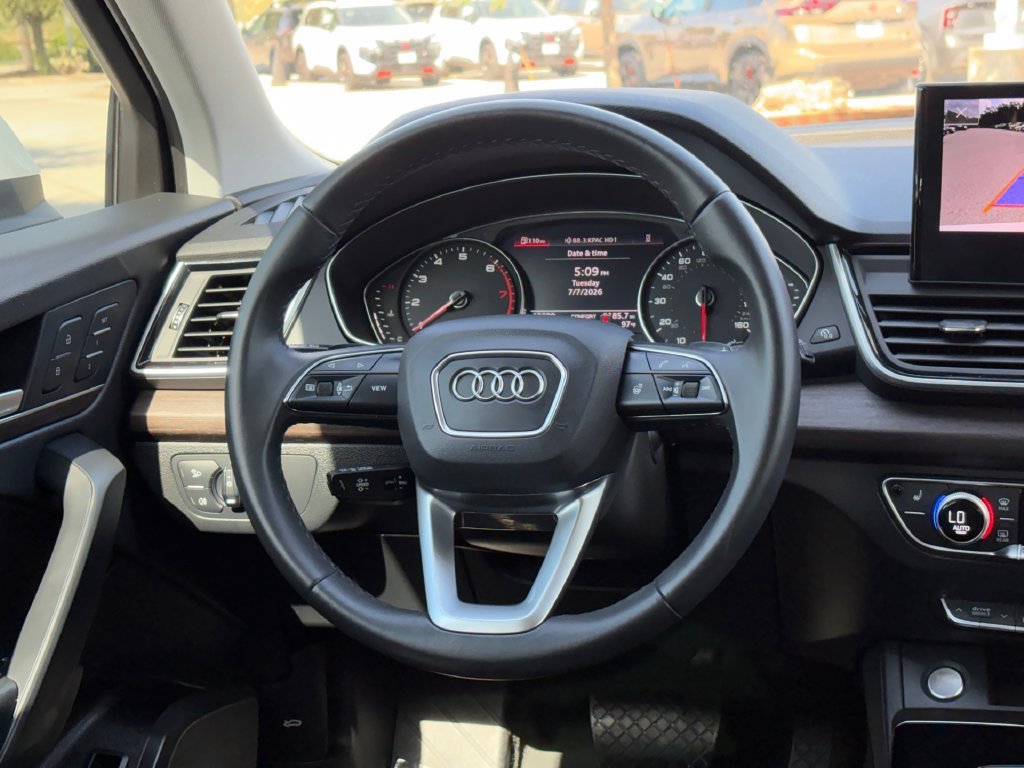 Used 2024 Audi Q5 2.0T Premium w/ Convenience Package AWD/4WD image 24