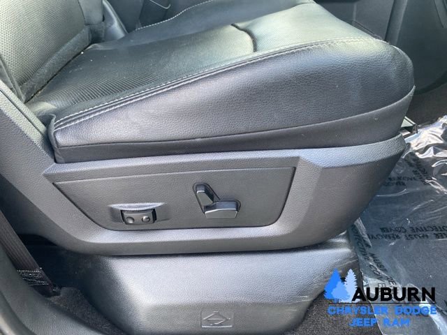 Used 2016 RAM 1500 Laramie w/ Convenience Group AWD/4WD image 17