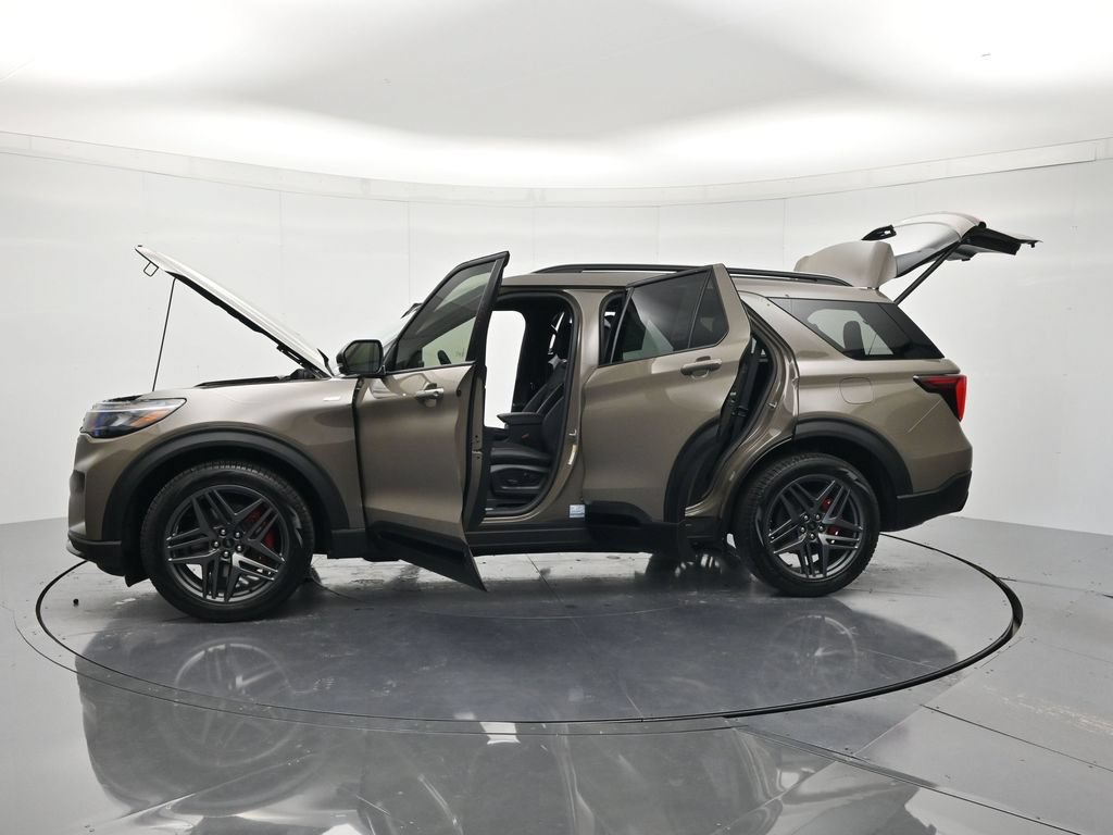 New 2027 Ford Explorer ST-Line w/ ST-Line Street Pack RWD image 48