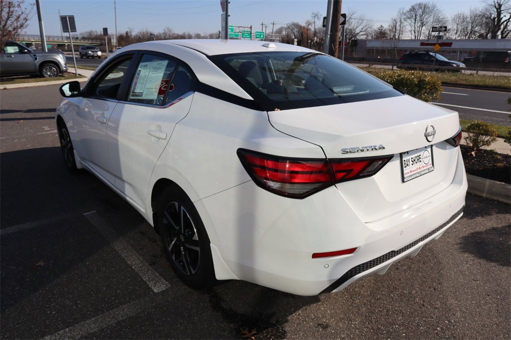 Certified 2025 Nissan Sentra SV image 8