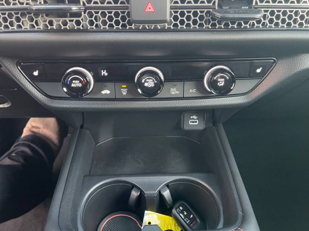 Certified 2024 Honda HR-V Sport image 11