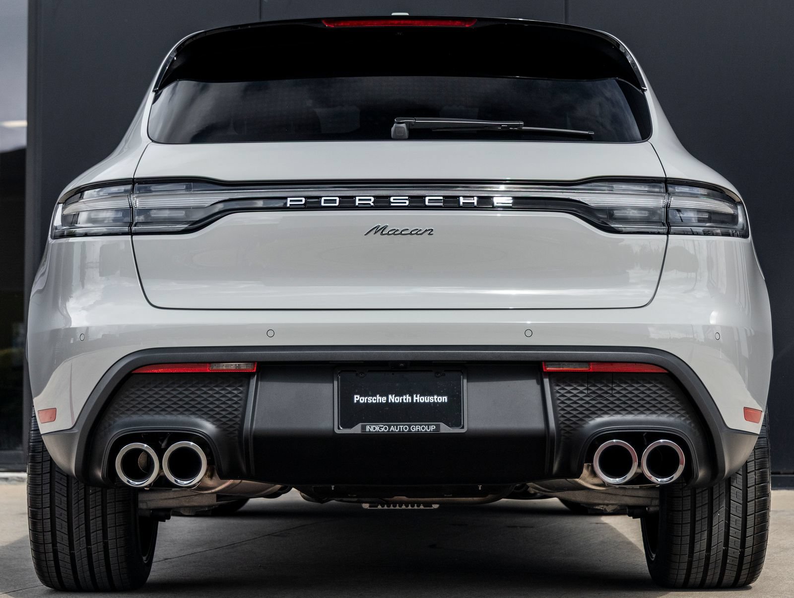 Certified 2026 Porsche Macan AWD/4WD image 10