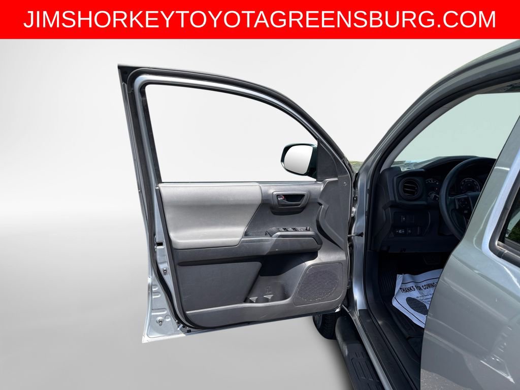 Used 2023 Toyota Tacoma SR AWD/4WD image 14