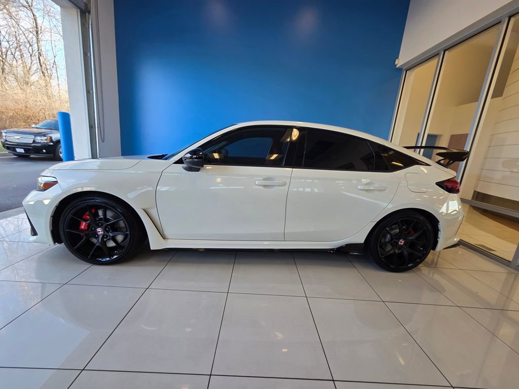 Certified 2024 Honda Civic Type R image 4