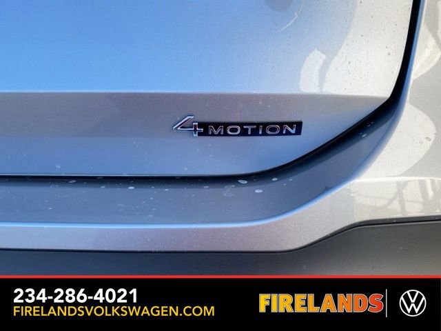 New 2025 Volkswagen Tiguan SE image 17