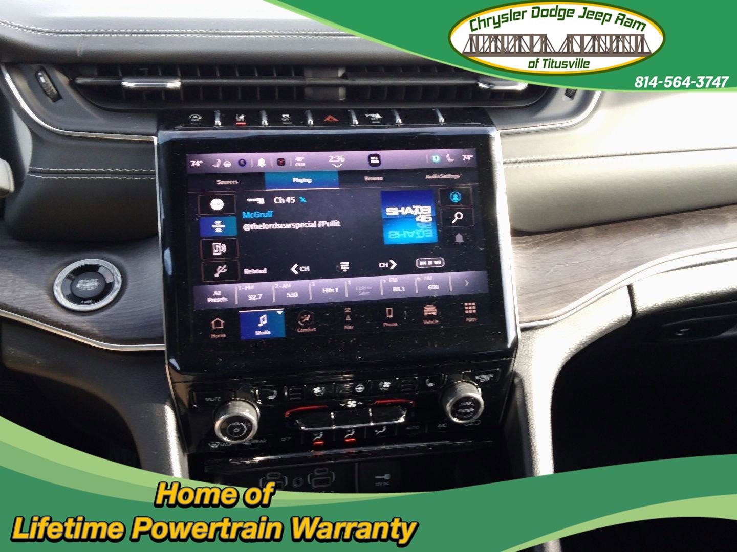 Used 2022 Jeep Grand Cherokee Overland w/ Luxury Tech Group IV image 24