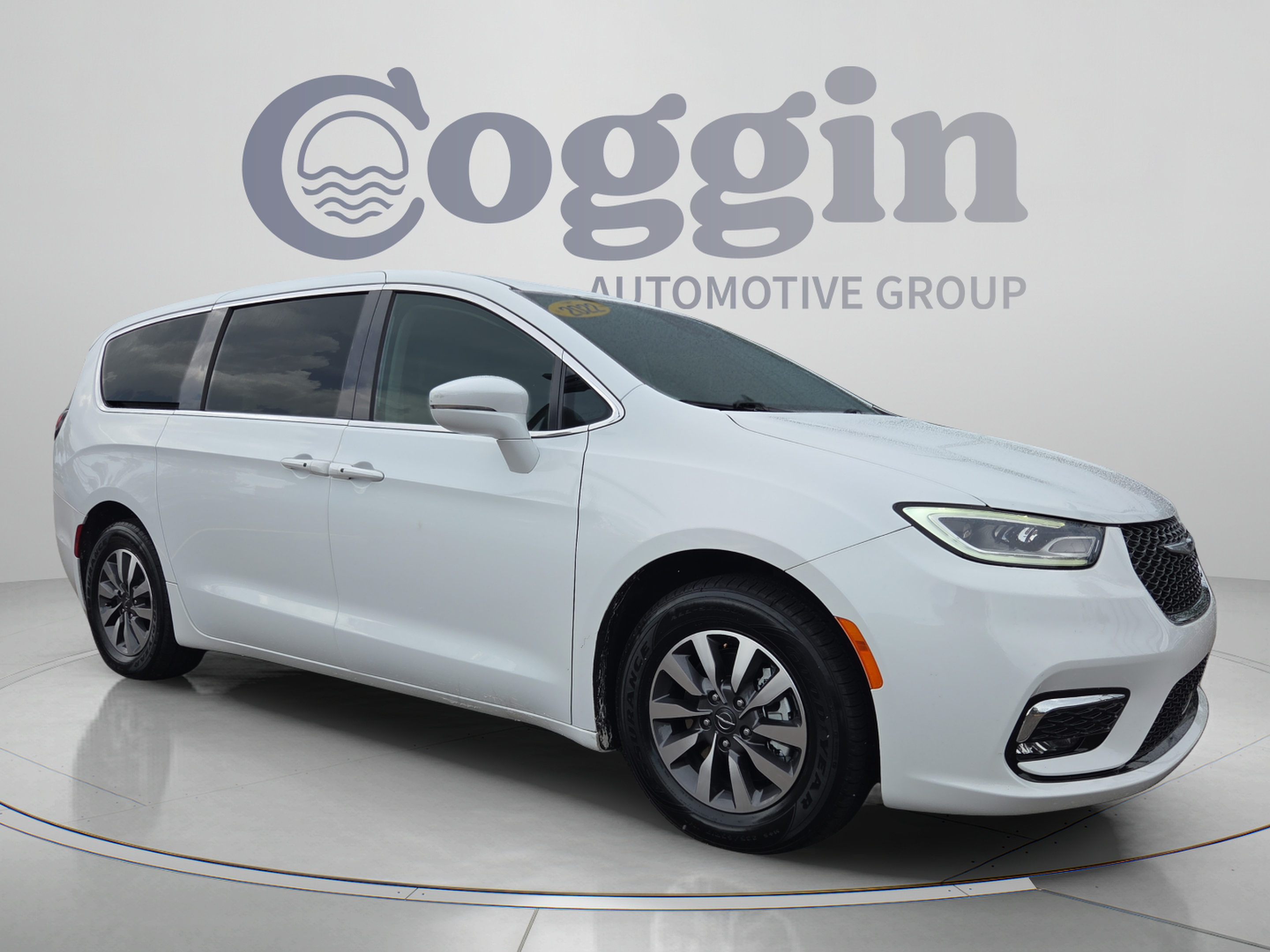 Used 2022 Chrysler Pacifica Touring-L FWD image 7