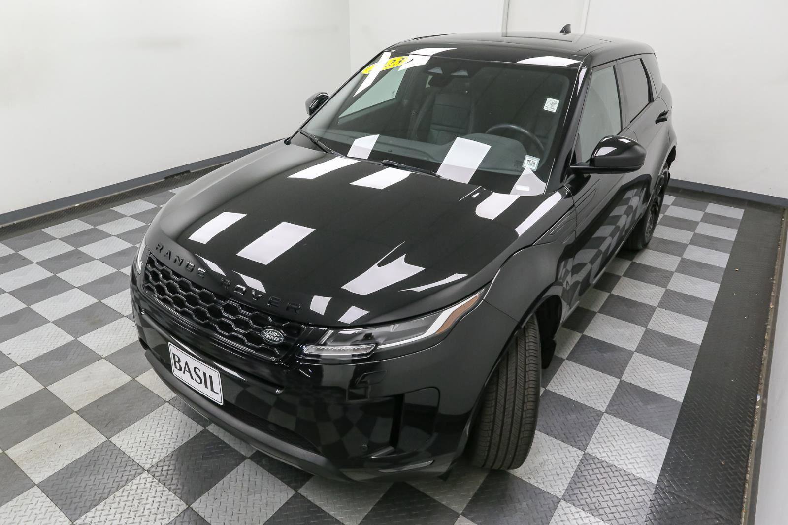 Used 2023 Land Rover Range Rover Evoque S image 6