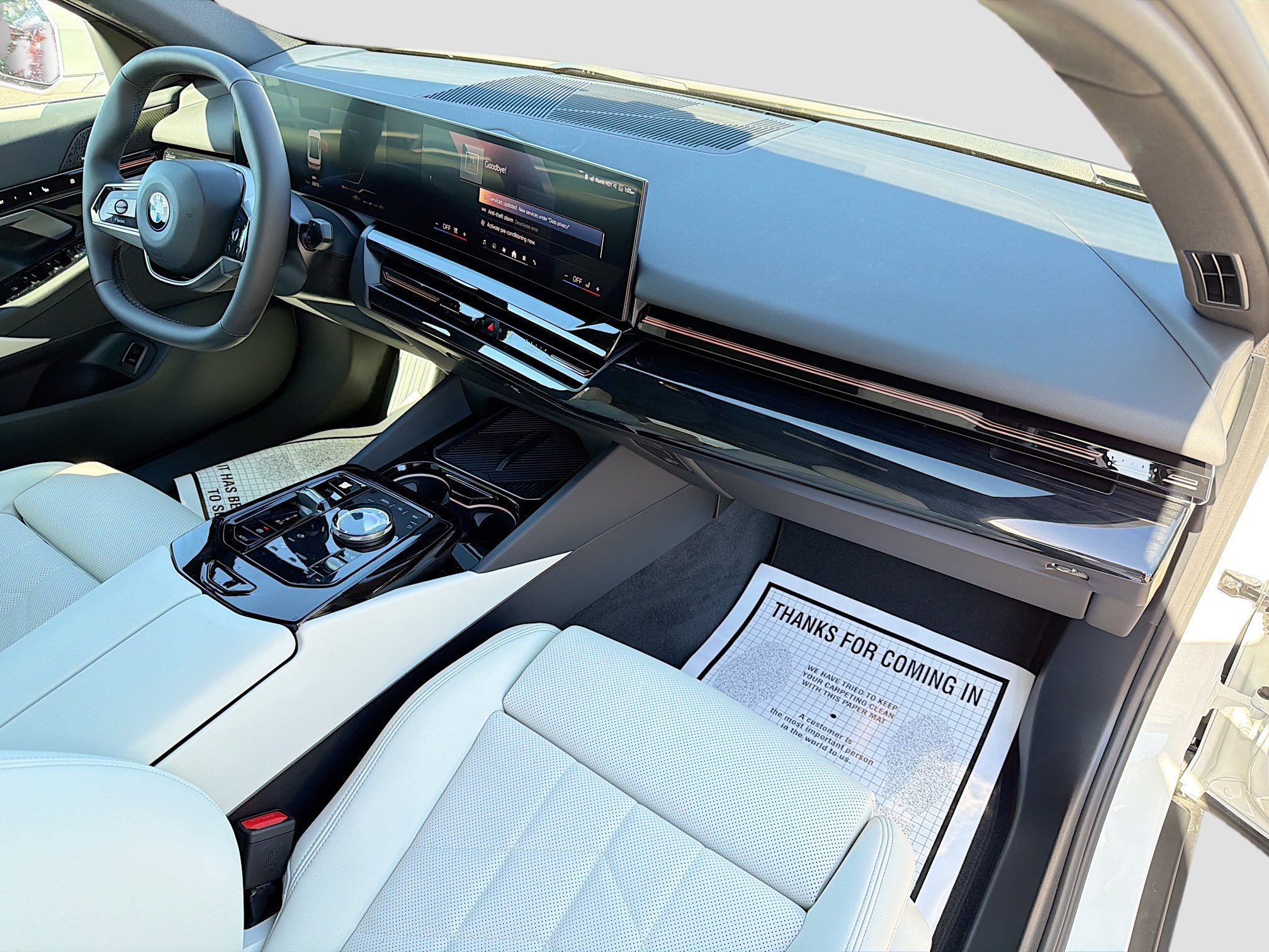 New 2026 BMW 530i w/ Convenience Package image 14