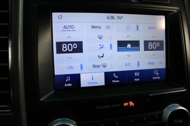 Used 2020 Ford Expedition XLT image 34