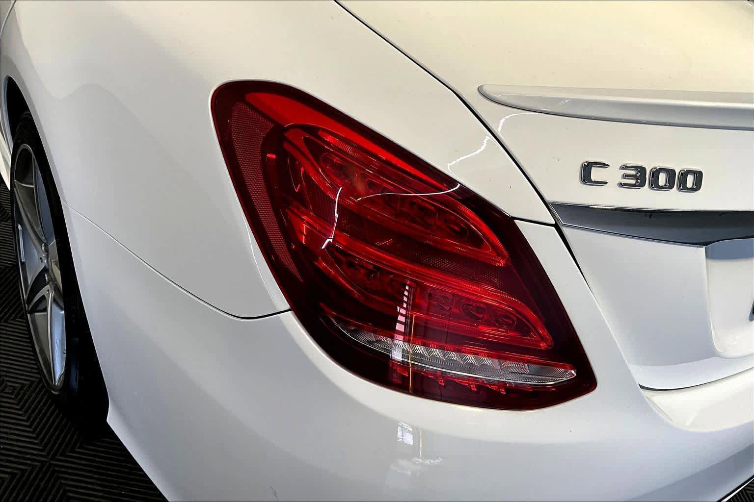 Used 2017 Mercedes-Benz C 300 4MATIC Sedan image 28