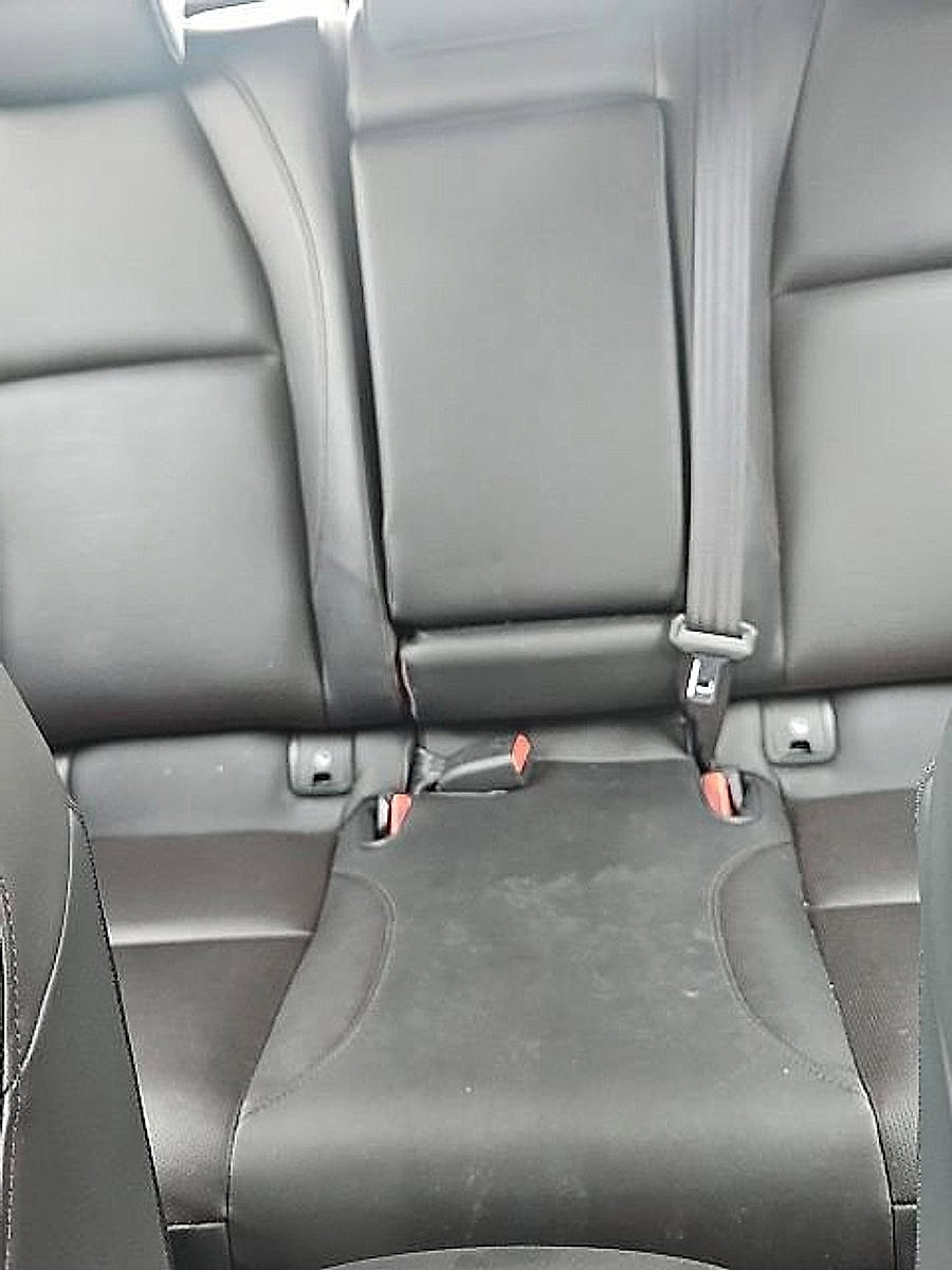 Used 2024 MAZDA MAZDA3 Hatchback w/Premium Plus Pkg image 8