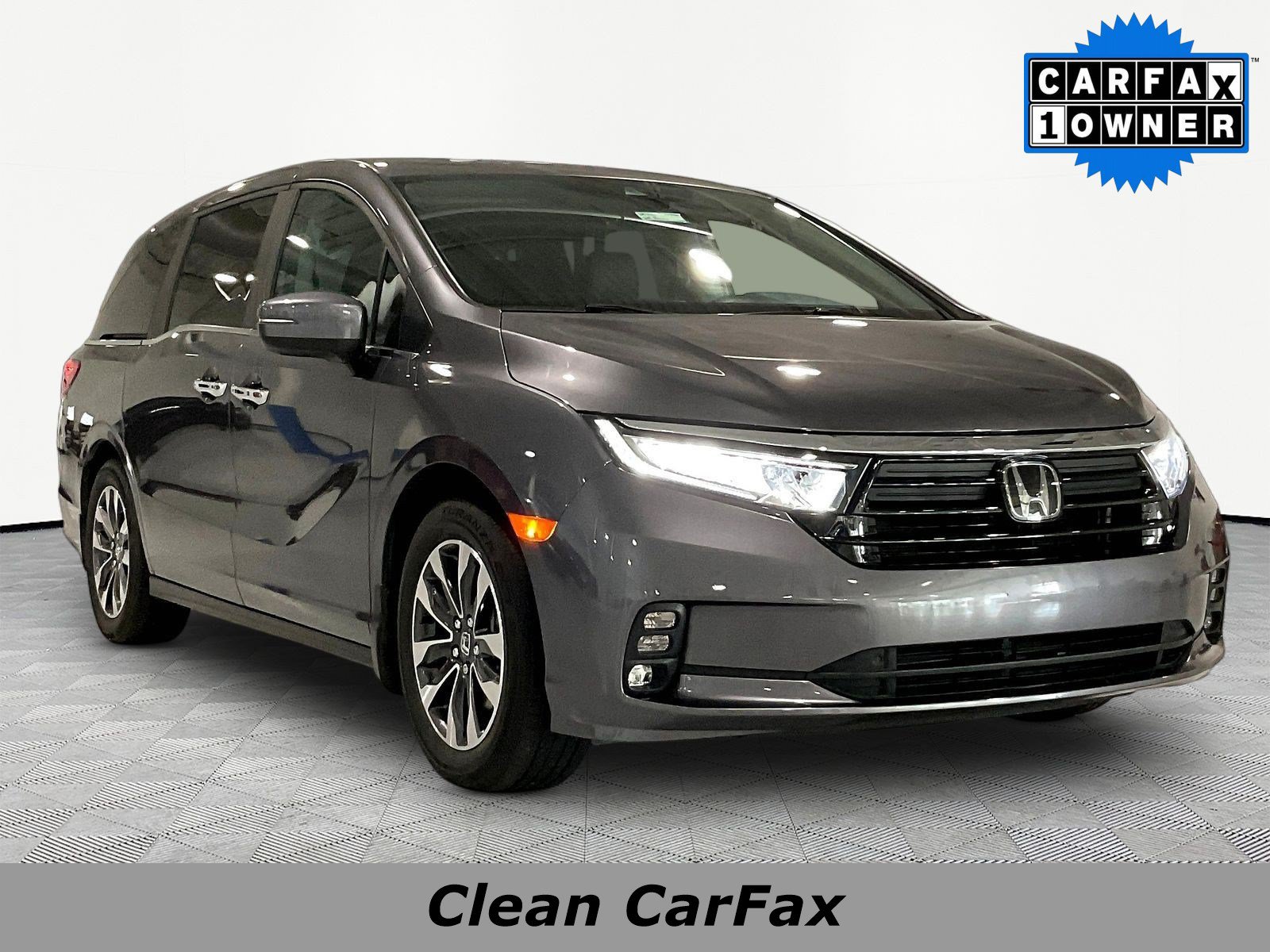 Used 2024 Honda Odyssey EX-L image 3