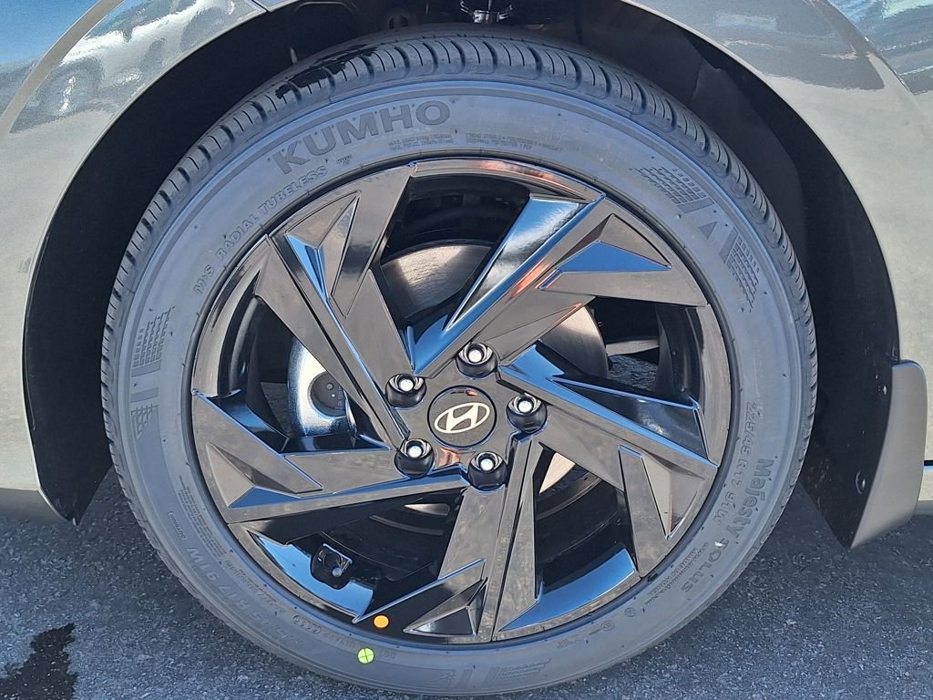 New 2026 Hyundai Elantra Sport image 24