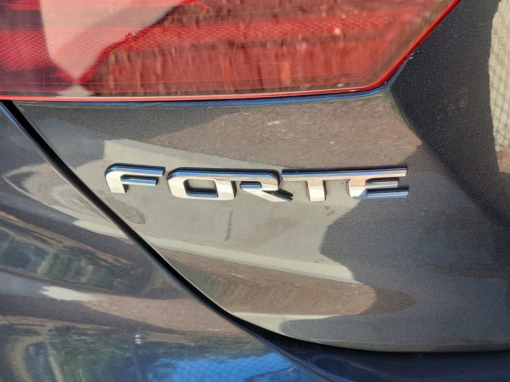Used 2021 Kia Forte GT image 18