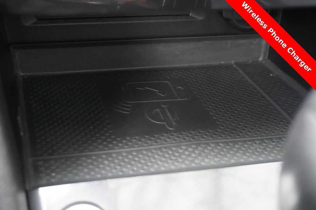 Used 2021 Volkswagen Tiguan SEL Premium R-Line image 23