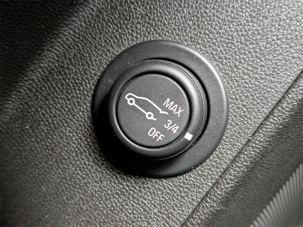 Used 2019 Chevrolet Equinox LT image 30