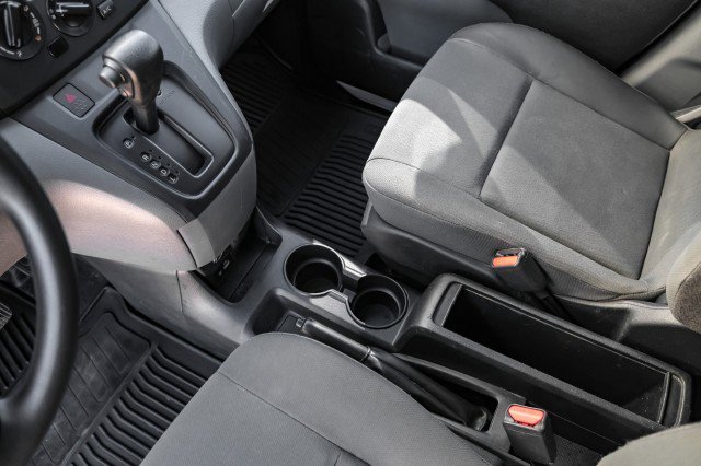 Used 2021 Nissan NV200 S image 32