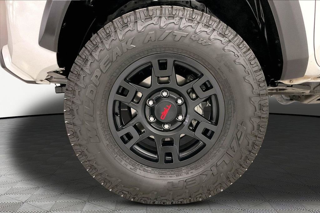Used 2023 Toyota Tacoma TRD Off-Road AWD/4WD image 26