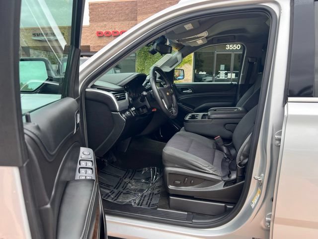 Used 2016 Chevrolet Suburban LS w/ Max Trailering Package RWD image 2
