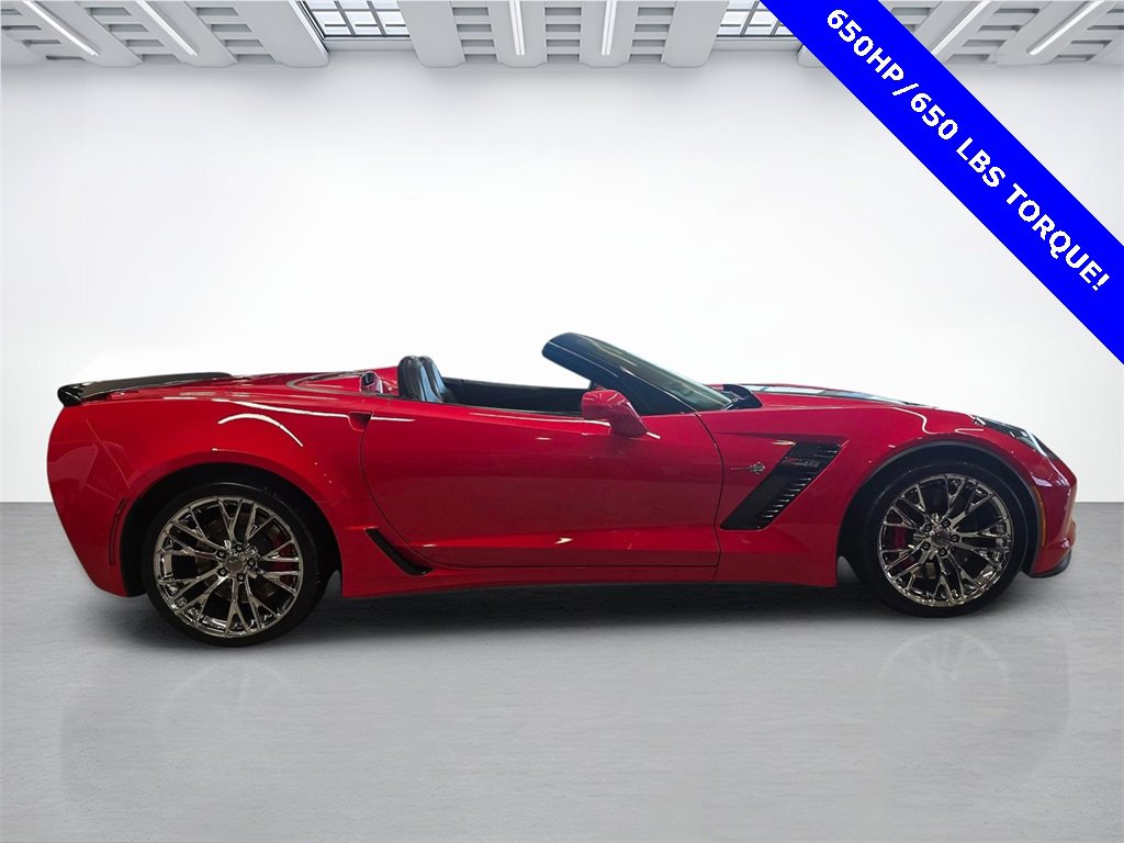 Used 2015 Chevrolet Corvette Z06 w/ 3LZ Preferred Equipment Group image 4