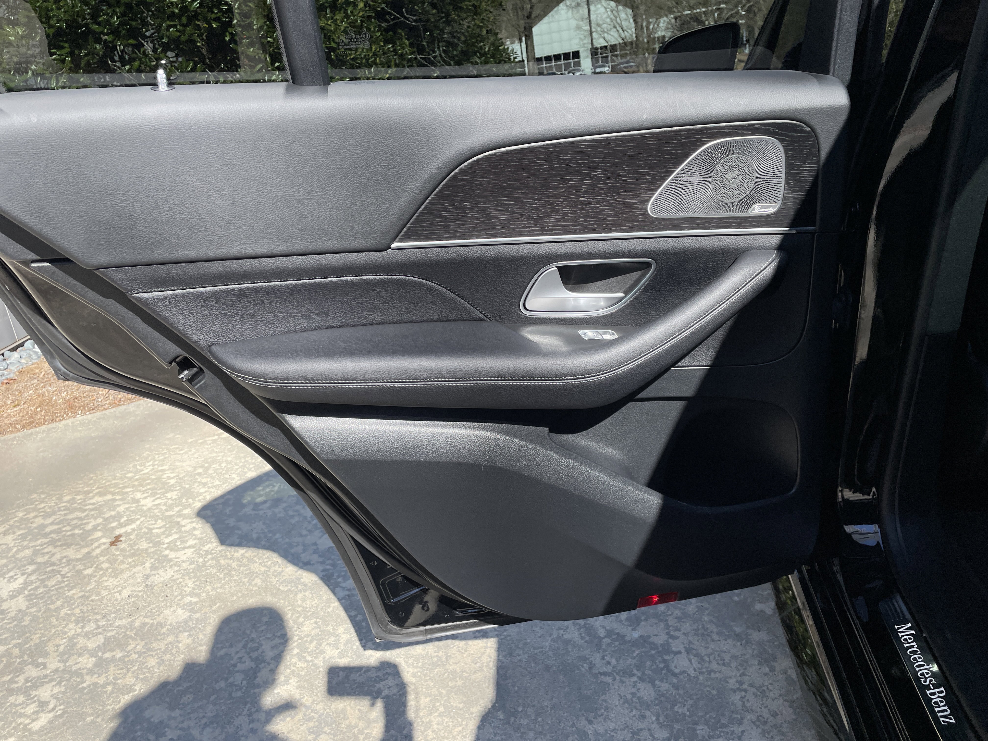 Certified 2025 Mercedes-Benz GLE 350 4MATIC w/ AMG Line Exterior image 38