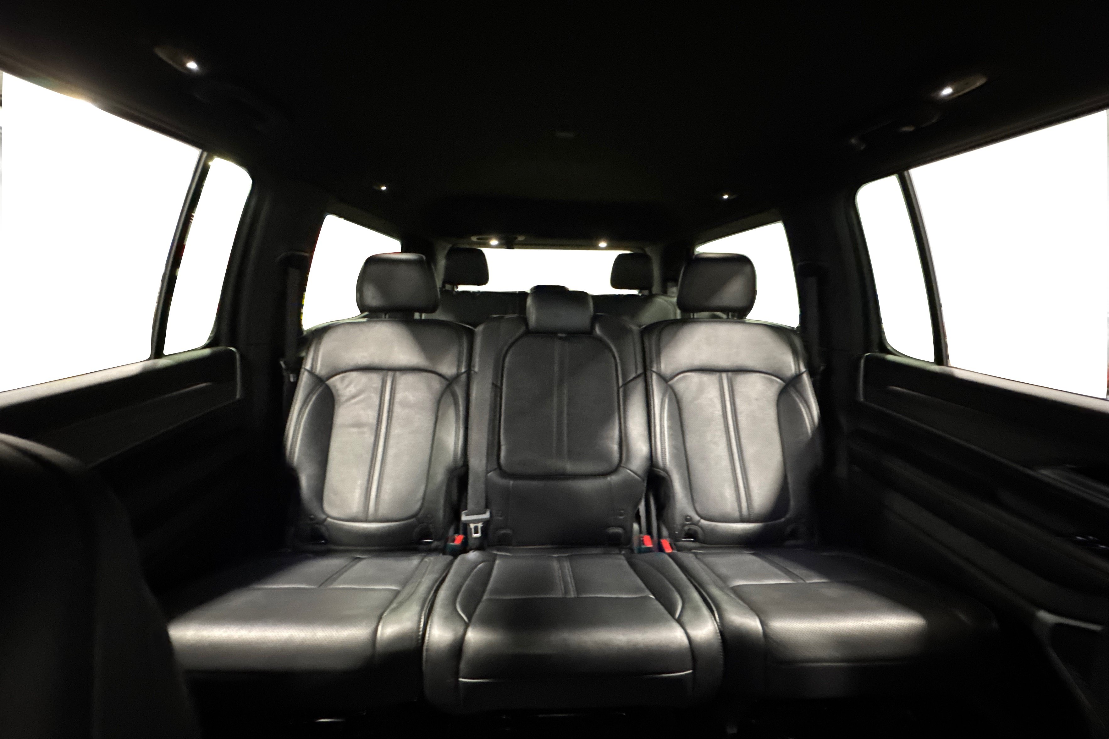 Used 2024 Jeep Wagoneer Series II w/ Flexible Seating Group AWD/4WD image 45