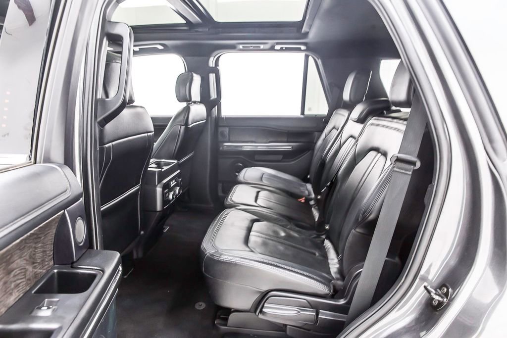 Used 2020 Ford Expedition Limited image 28