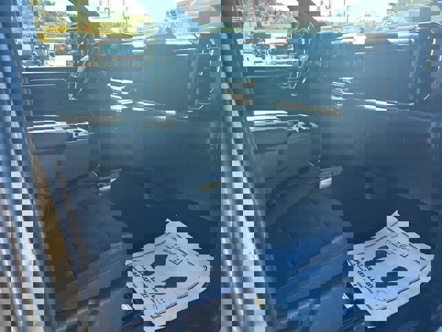 Used 2024 Chevrolet Silverado 2500 LT image 16