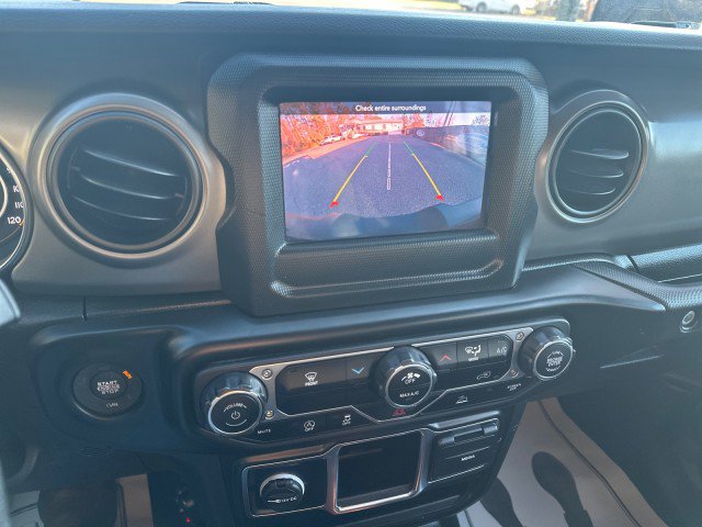 Used 2022 Jeep Wrangler Unlimited Sport image 19