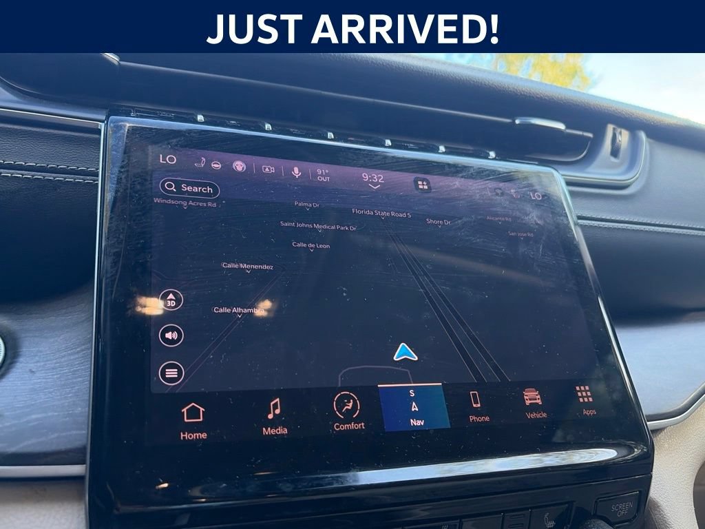 Used 2021 Jeep Grand Cherokee L Limited AWD/4WD image 27