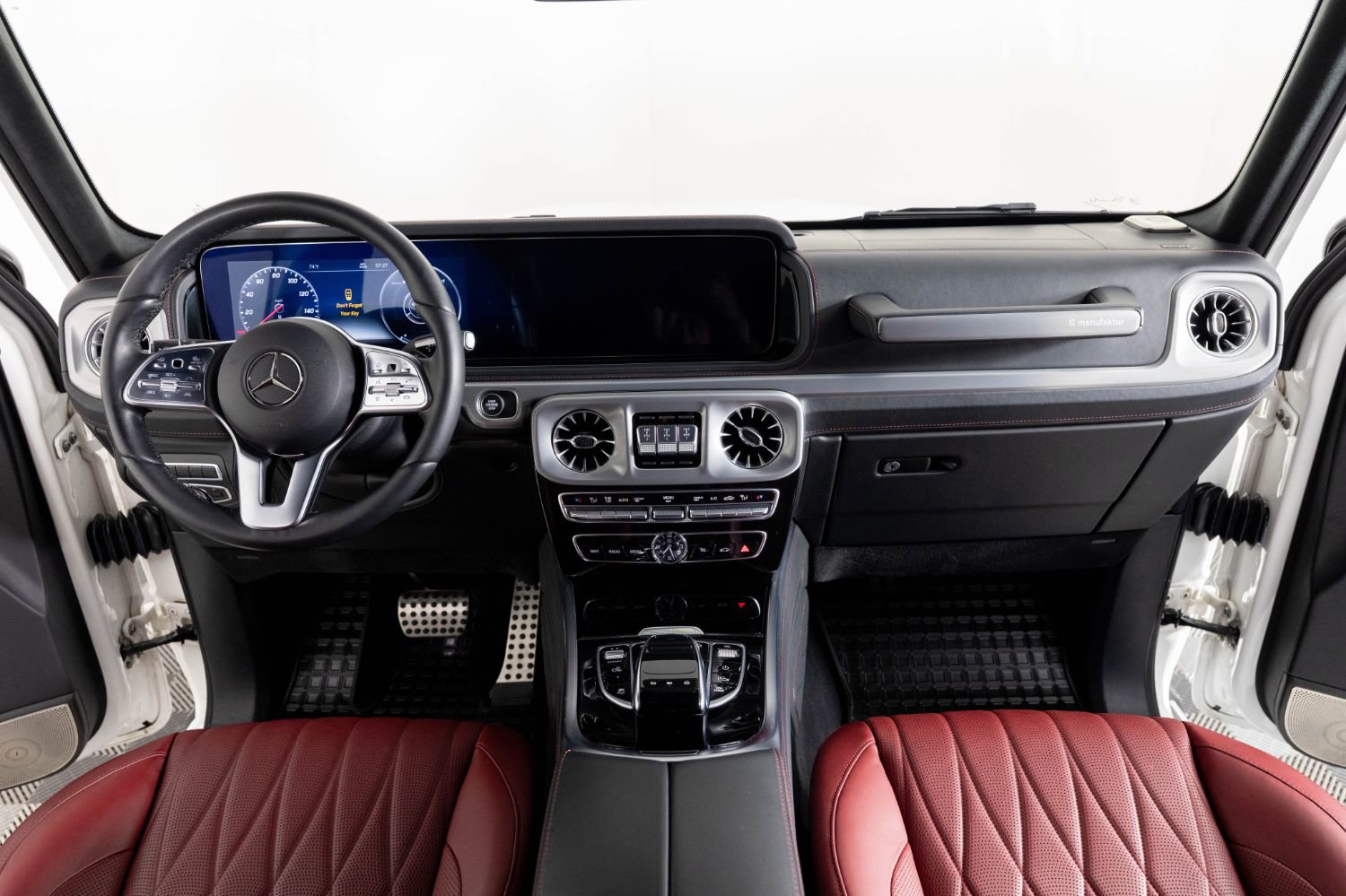 Used 2023 Mercedes-Benz G 550 image 33