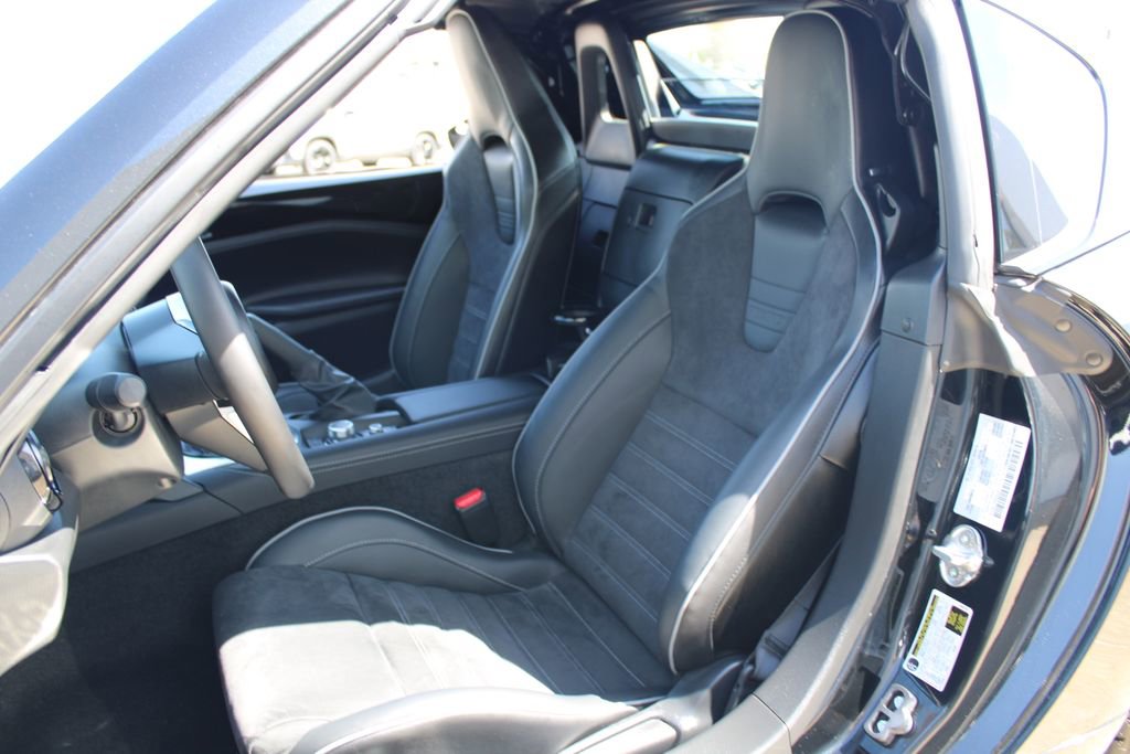 Used 2024 MAZDA MX-5 Miata RF Club w/ Interior Package RWD image 7
