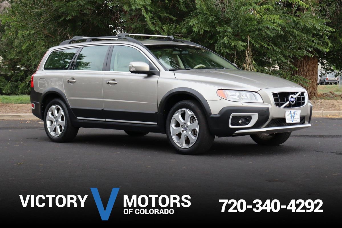 Used 2011 Volvo XC70 T6 image 1