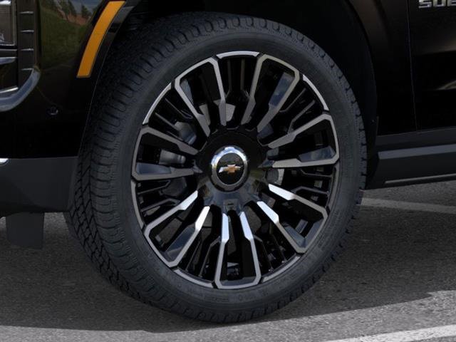 New 2025 Chevrolet Suburban High Country image 9