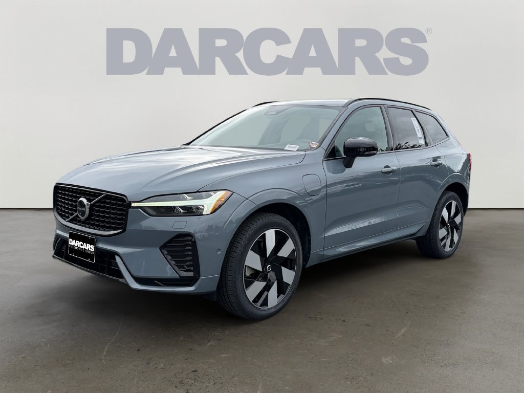 Certified 2024 Volvo XC60 T8 Plus w/ Climate Package AWD/4WD image 3