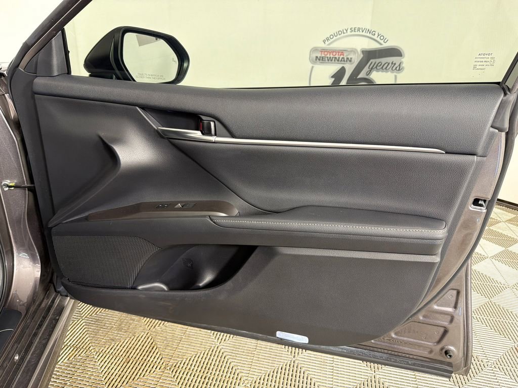 Used 2021 Toyota Camry XSE w/ Driver Assist Package FWD image 15