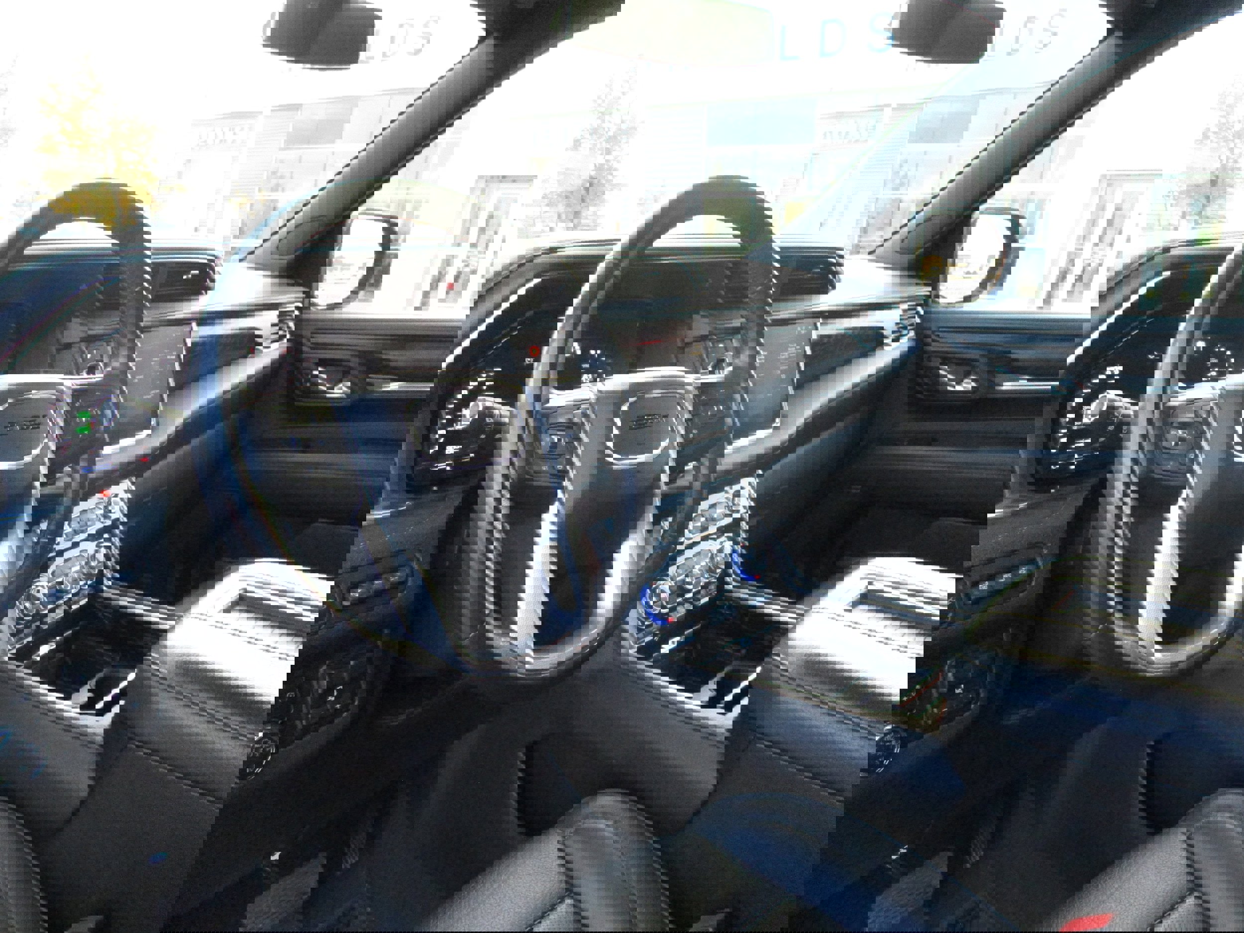 Used 2022 GMC Yukon XL Denali w/ Max Trailering Package image 13