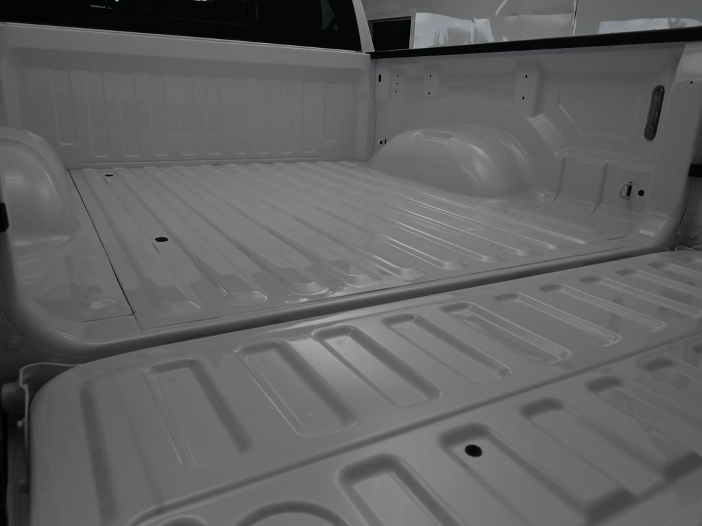 Used 2025 RAM 1500 Laramie image 24