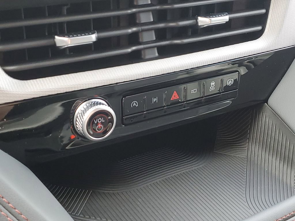 New 2026 Ford Explorer Active AWD/4WD image 18