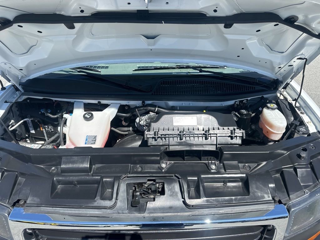 Used 2023 GMC Savana 2500 w/ Driver Convenience Package image 26