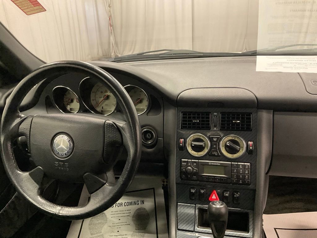 Used 2000 Mercedes-Benz SLK 230 image 2