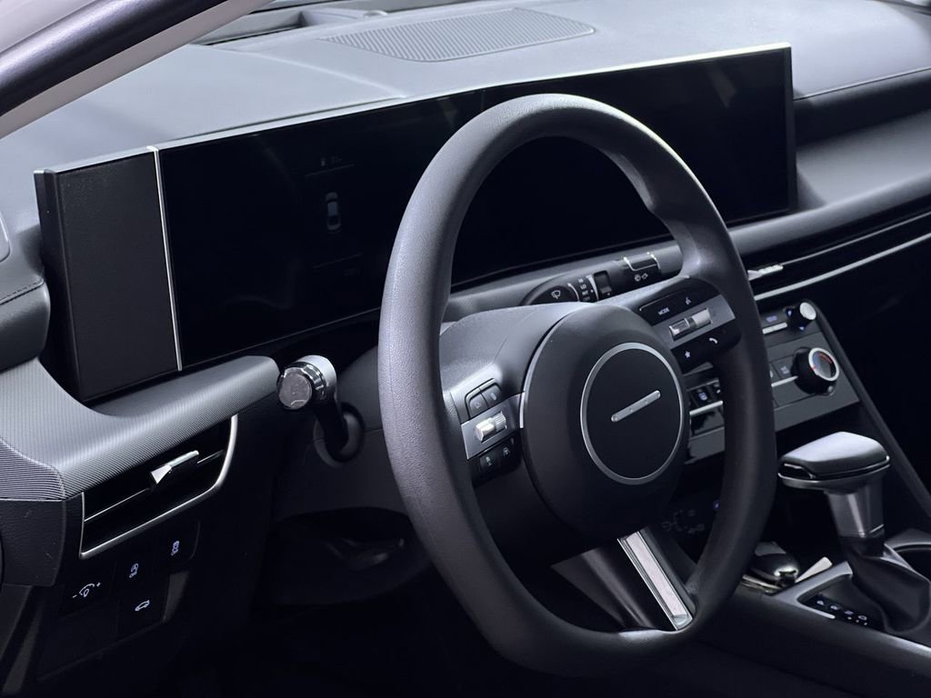 Used 2025 Hyundai Sonata SE image 24