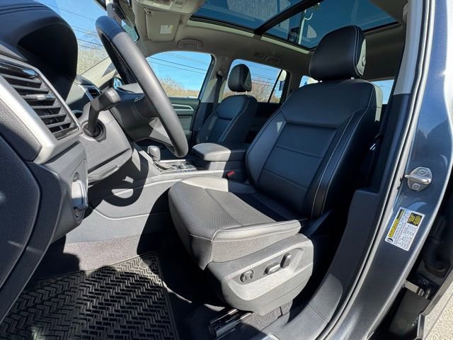 Used 2023 Volkswagen Atlas SE w/ Panoramic Sunroof Package image 33